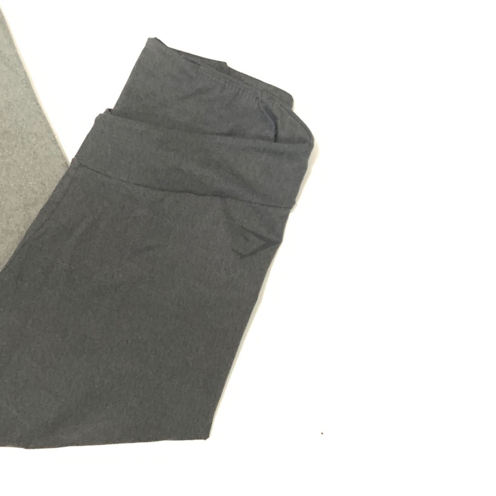 Gymshark Two Toned V Waistband Leggings - Picture 3 of 6
